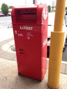 オーストラリアの郵便局の営業時間は 切手の買い方は 手紙の住所の書き方は